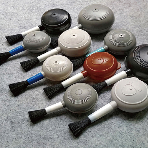 Animacinių filmų meškų pūtimo šepetėlis, skirtas valyti skersinius ar griovelius